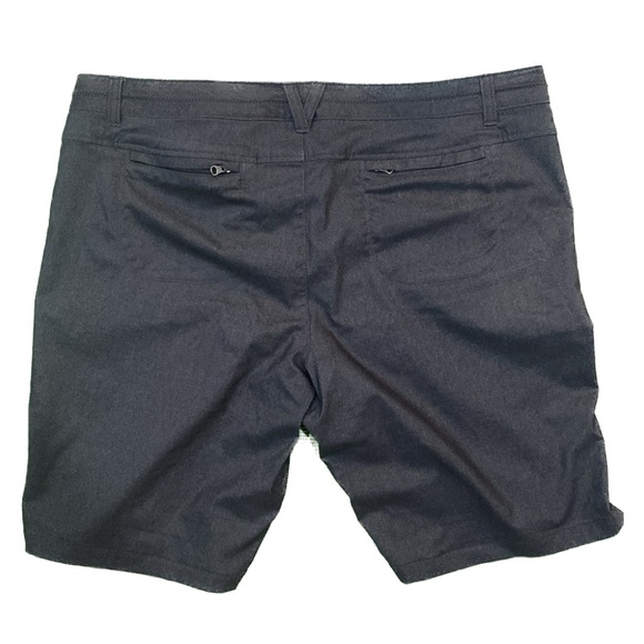 Athleta Heathered Charcoal Gray Black La Trek 10" Inseam Shorts 16 - Picture 2 of 5